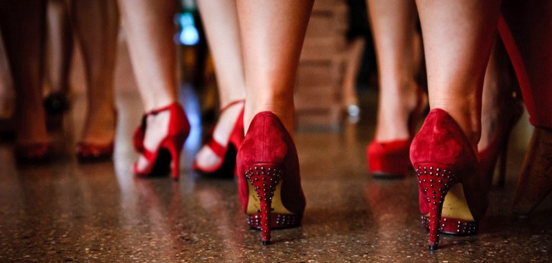Chaussures femme à talons rouges