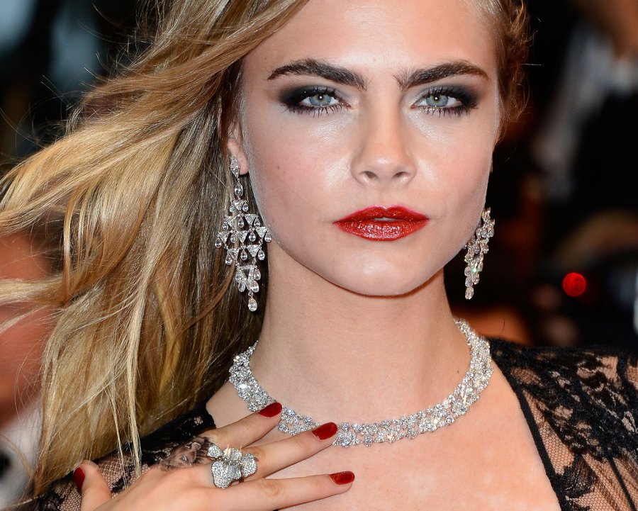 Top modèle Cara Delevingne
