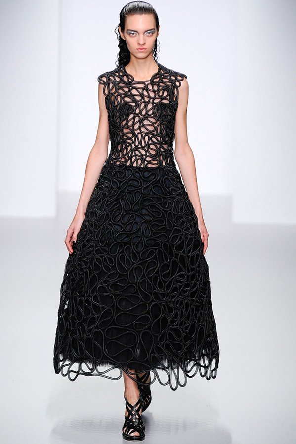 Planche de bal noire, photo