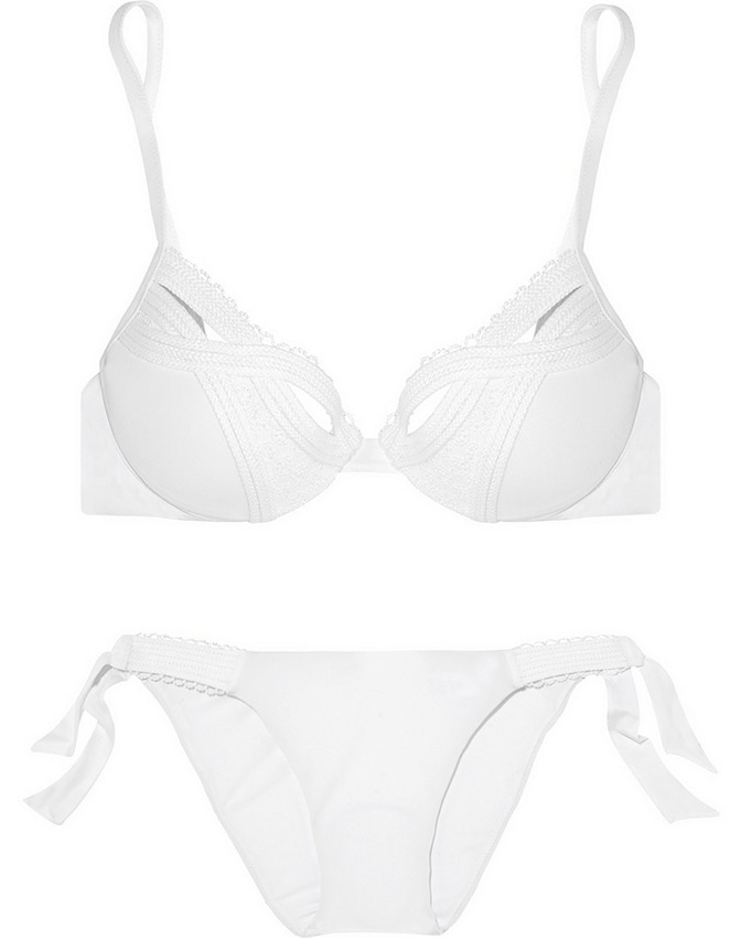Maillot de bain blanc à la mode