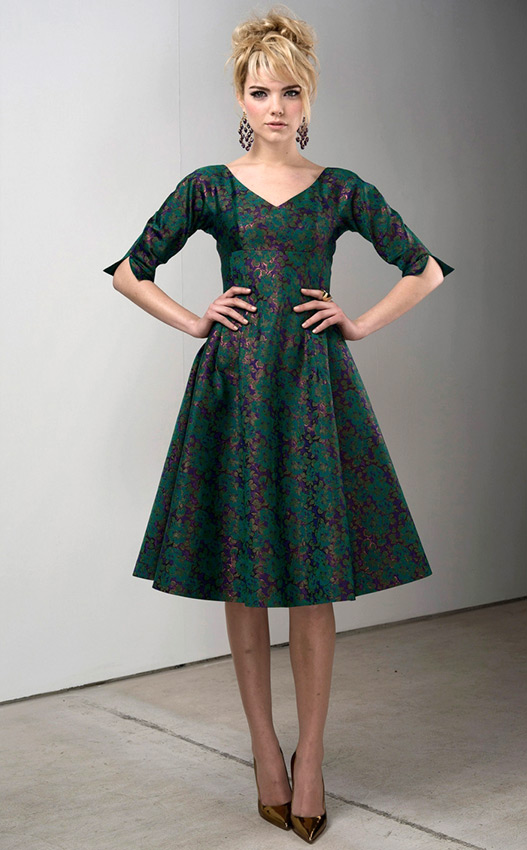 Robes avec décolleté 2025-2026