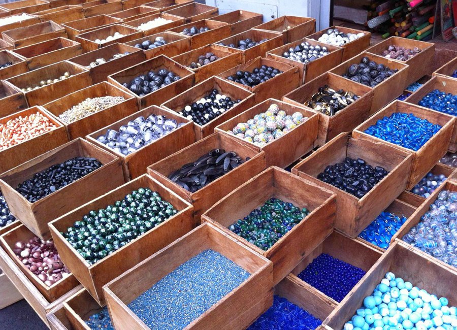 Marché aux puces à Paris