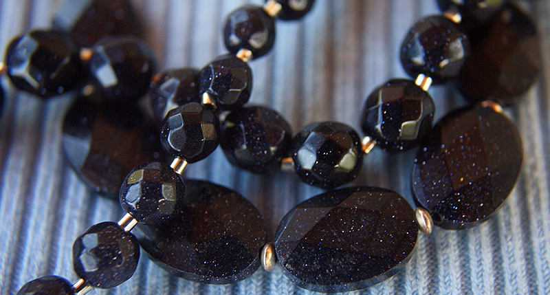 Bijoux en verre aventurine