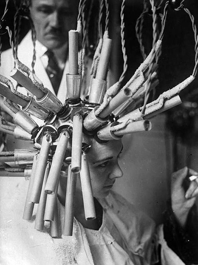 Boucler les cheveux permanents