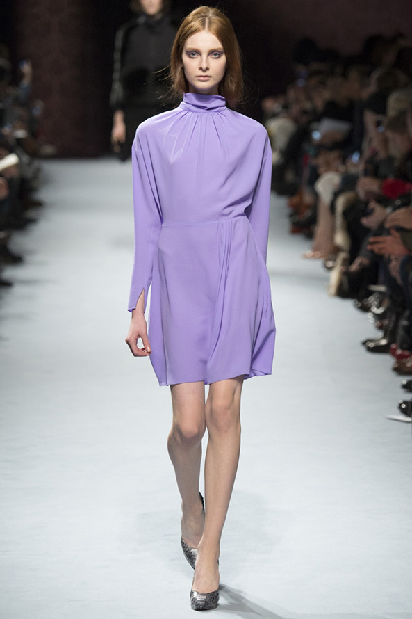 photo de la robe lilas Nina Ricci