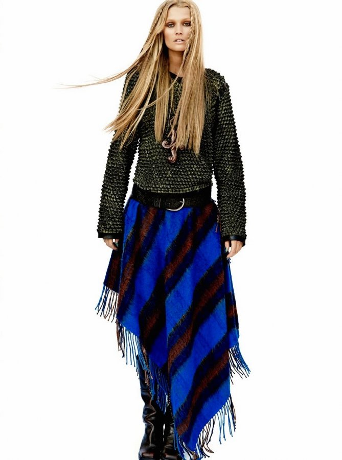 Top modèle Tony Garrn