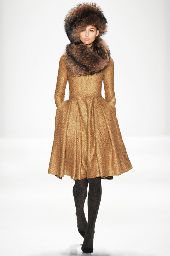 Robe Badgley Mischka