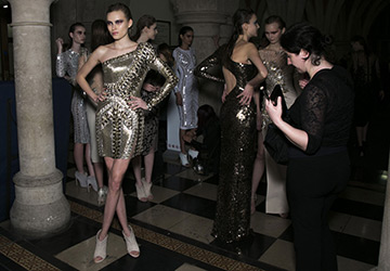 Robes brillantes pour l'automne et l'hiver