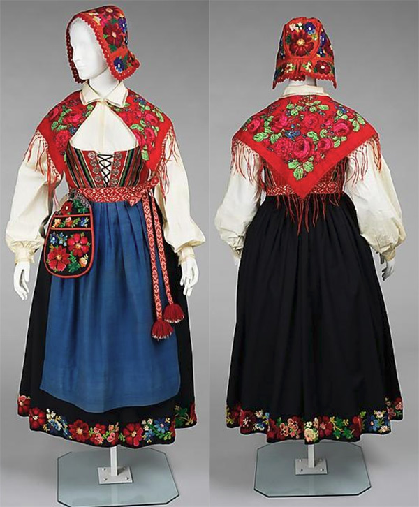 costume norvégien pour femme