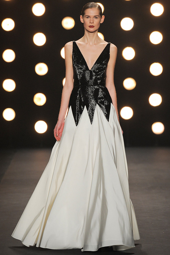 Robe noire et blanche automne-hiver 2025-2026