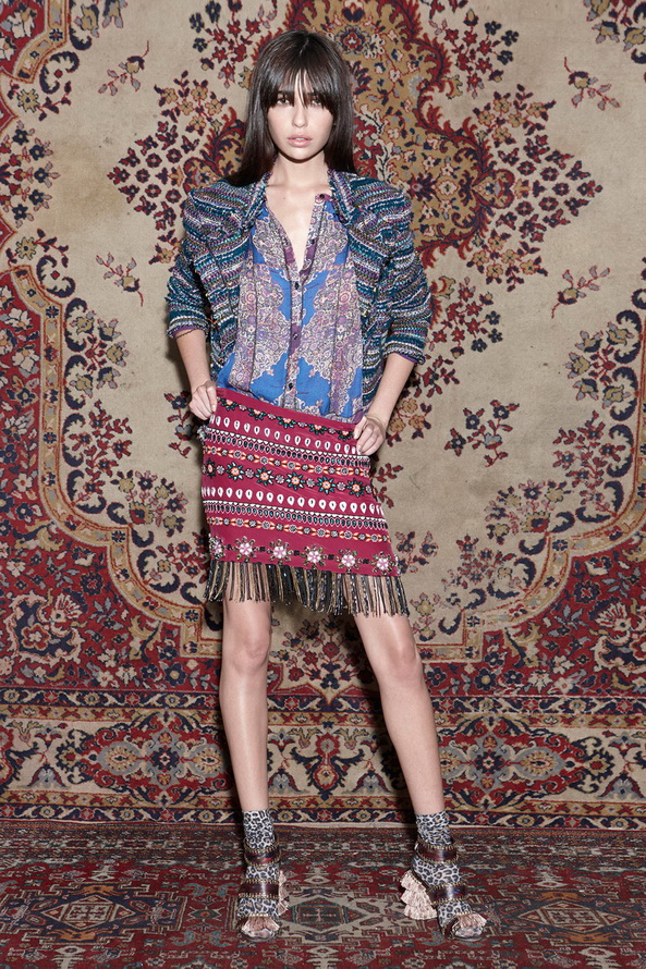 Collection Nicole Miller sur fond de tapis