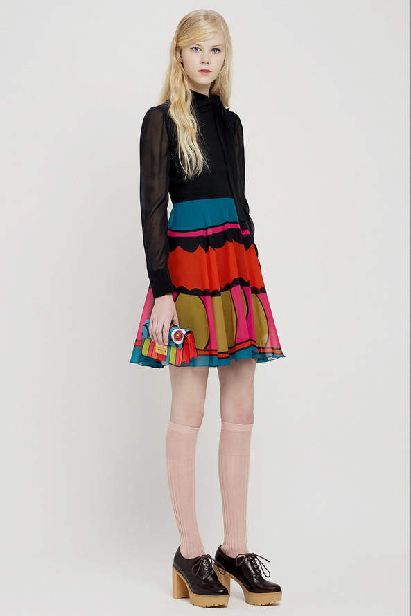 Rouge Valentino automne-hiver 2025-2026