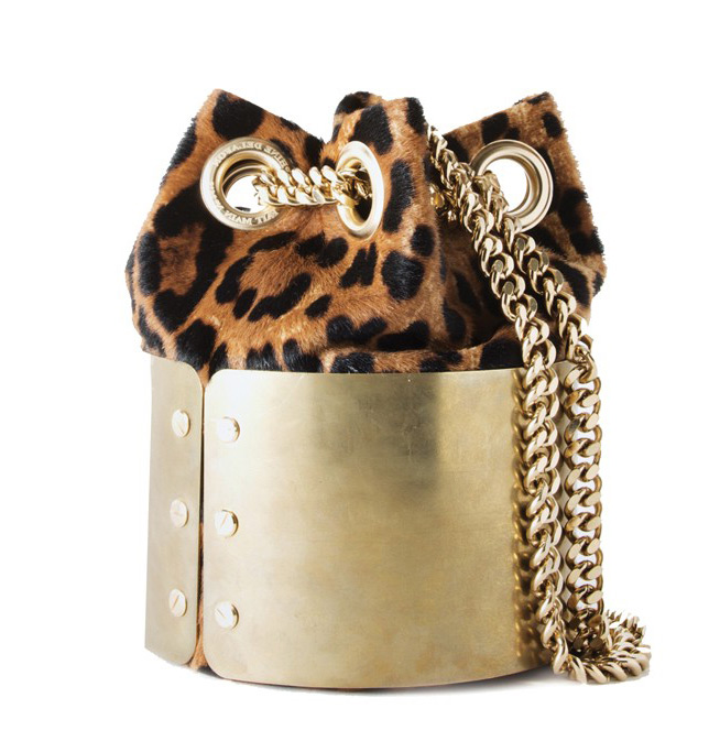 Sac à main sur une chaîne 2026