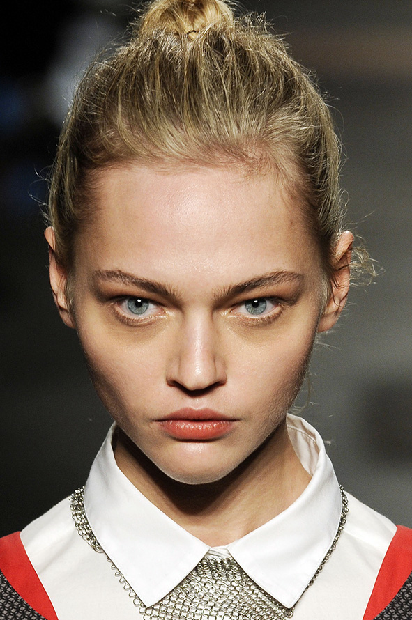 Le mannequin Alexandra Pivovarova