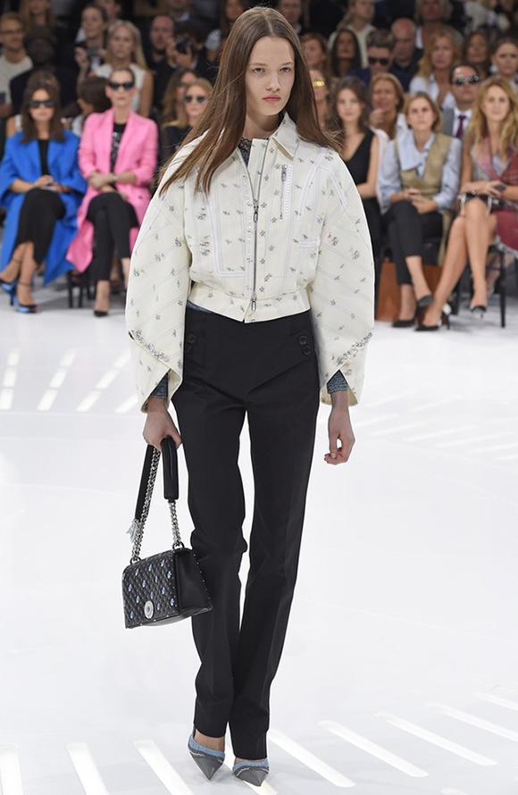 Veste blanche pour fille 2026