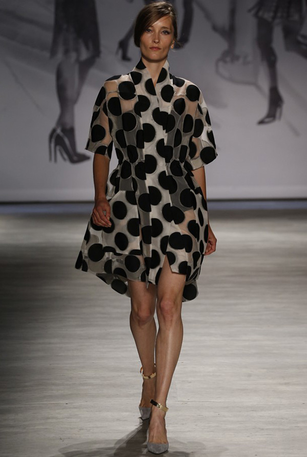 Robe à pois printemps-été 2026