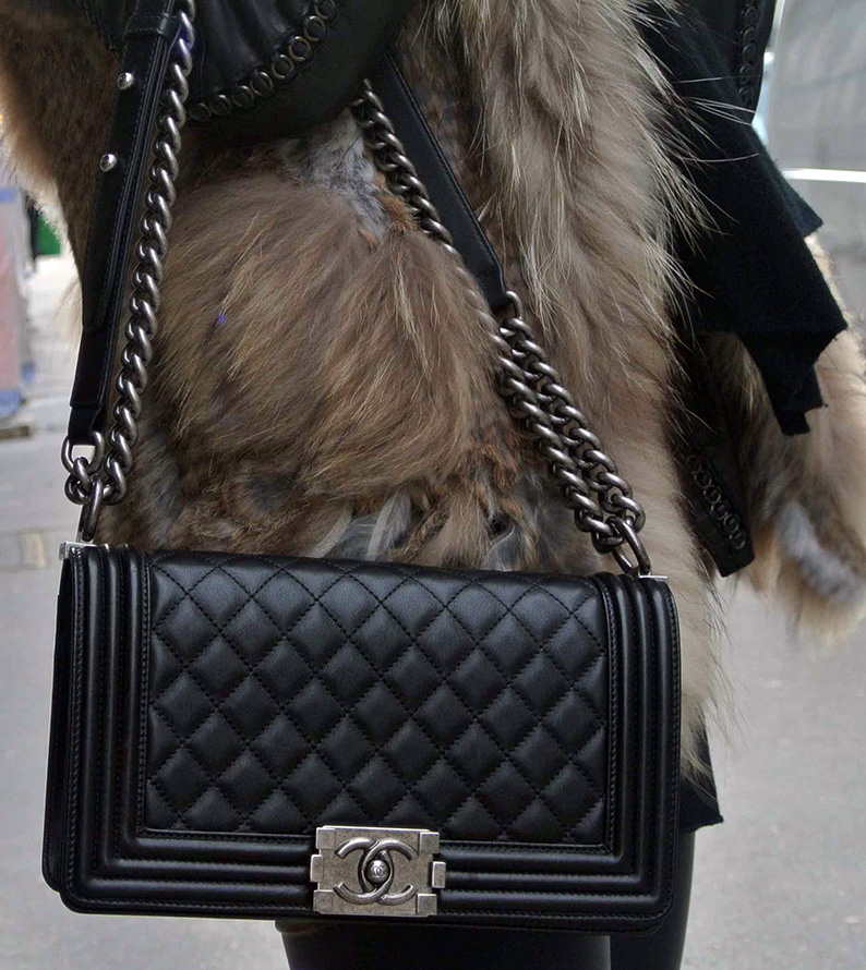 Chaînes sur les sacs