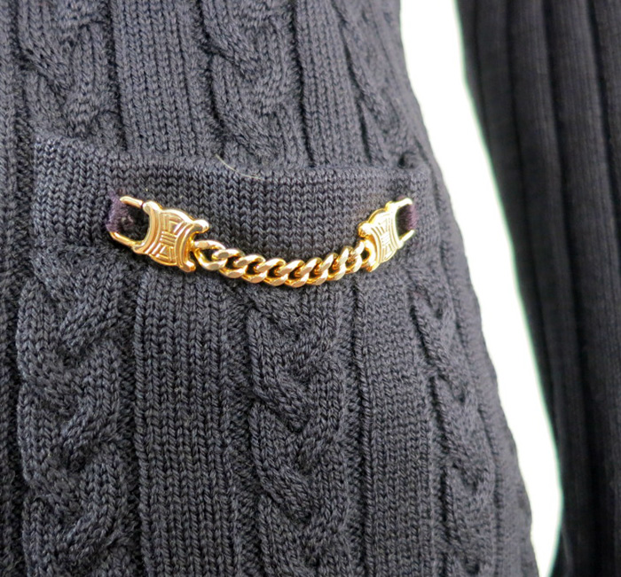 Chaîne comme décor de vêtement