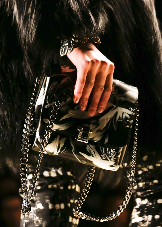 Chaînes sur les sacs