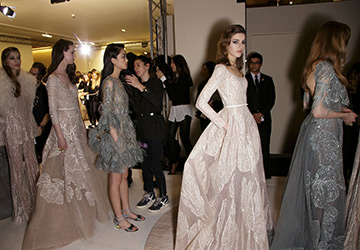 Robes transparentes des collections 2026