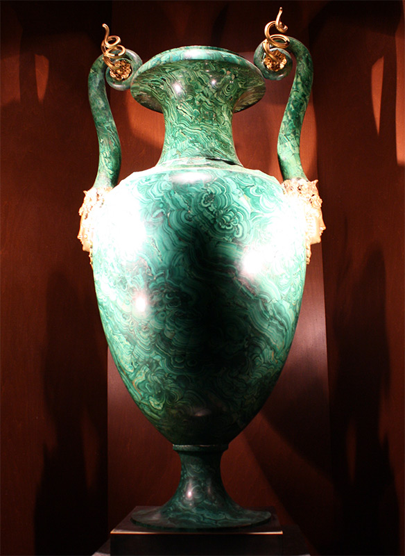 Vase en malachite