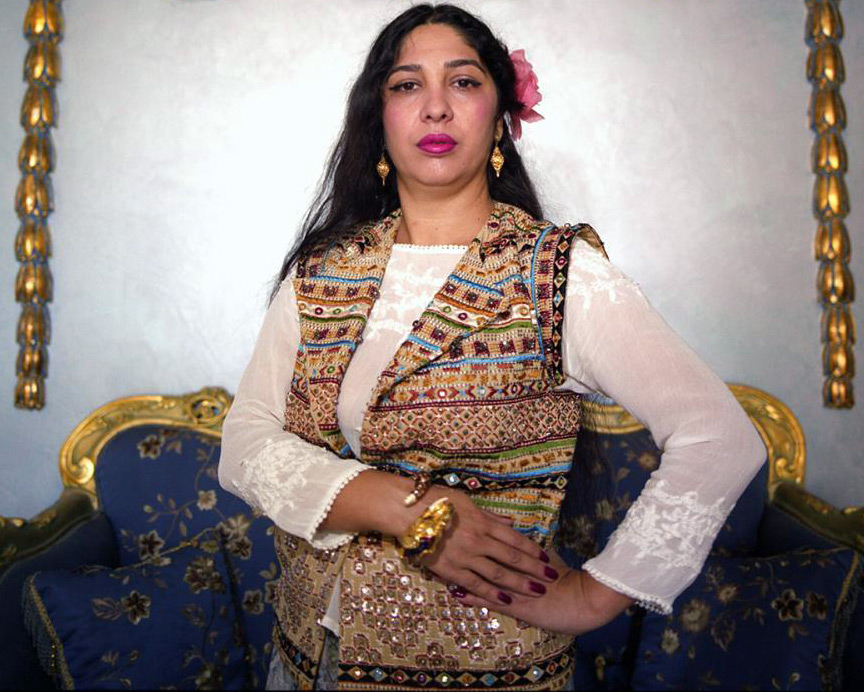 Diseuse de bonne aventure et sorcière roumaine