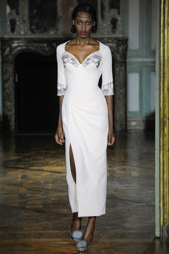 Robe de Ulyana Sergeenko