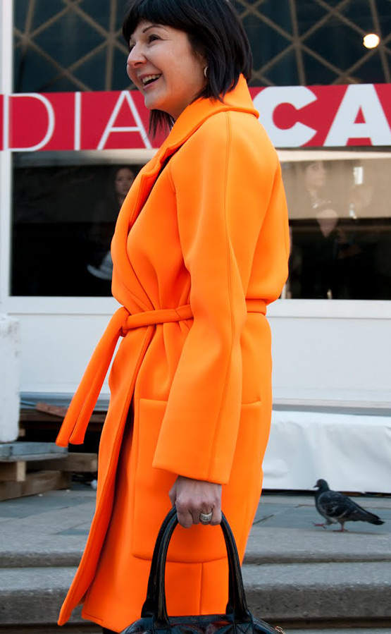 Manteau en néoprène à la mode