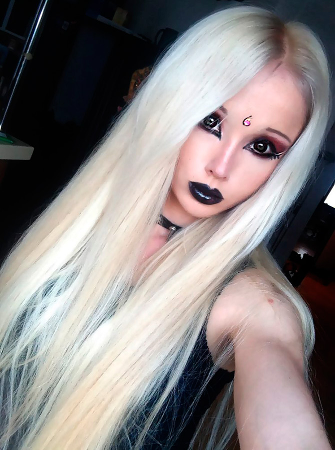 Valéria Lukyanova photo