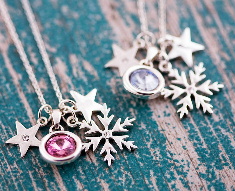 Bijoux de neige et bijoux de glace