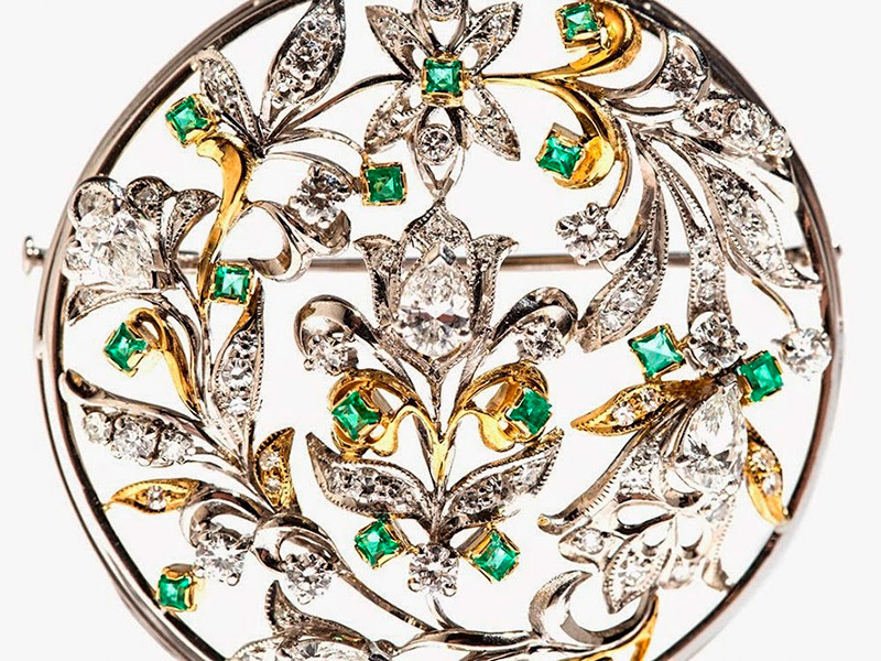 Bijoux soviétiques de luxe