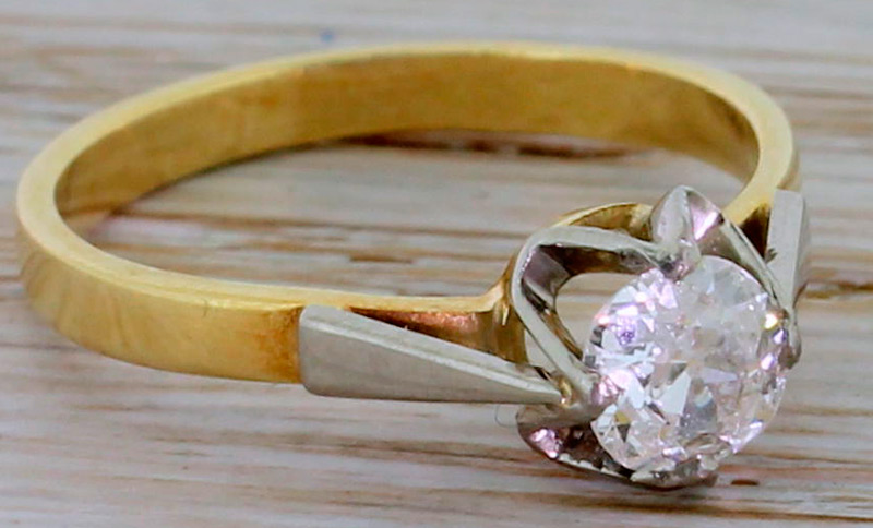 Bague de bijoux soviétique