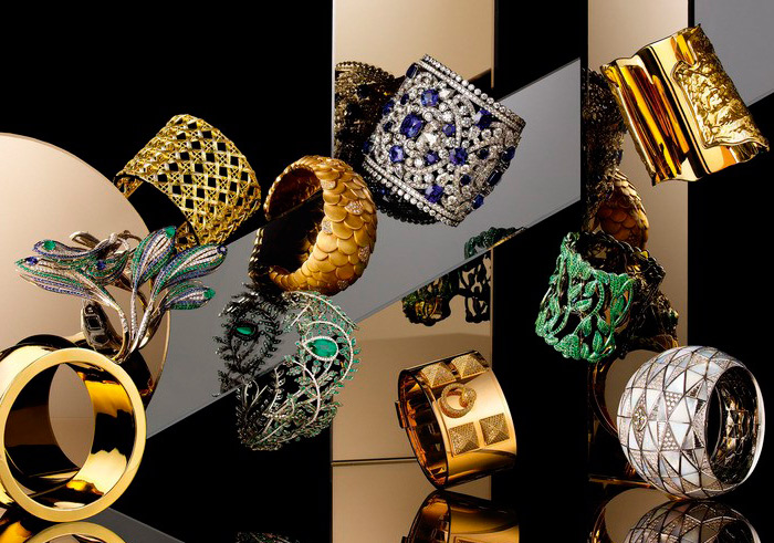 Bracelets larges pour le nouvel an