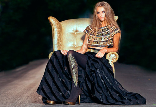 Robes noir et or et noir et argent