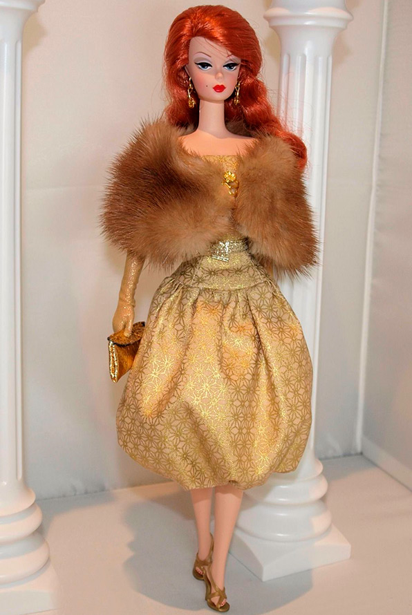 Robe chaude pour la poupée