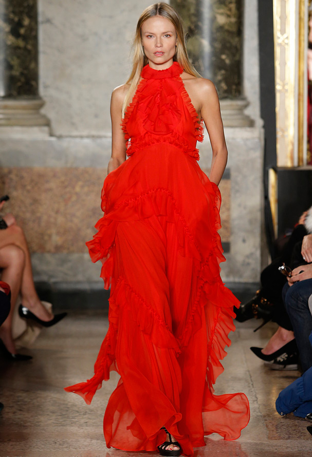 Robe longue rouge pour le nouvel an