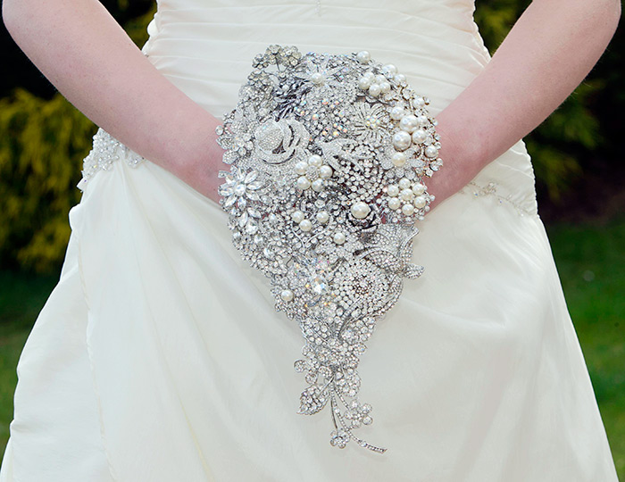 Bouquet de mariée de broches