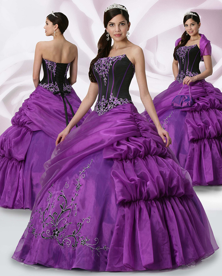 Robe violette luxueuse