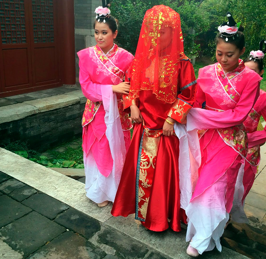 Robes de mariée et traditions en Chine