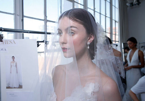 16 robes de mariée Marchesa de la nouvelle collection