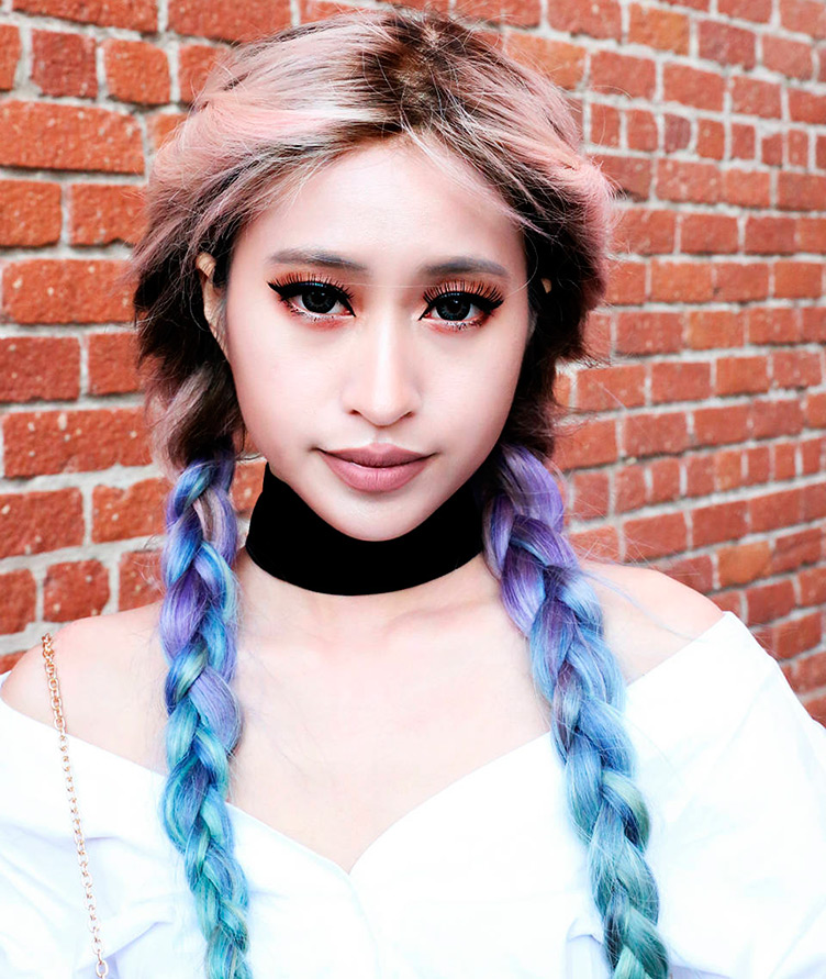 poupée fille Dominique Nghiem