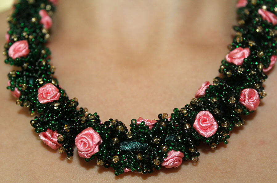 Décoration - Collier Gulsina