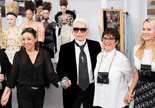 Robes Chanel et tailleurs en tweed 2025-2026