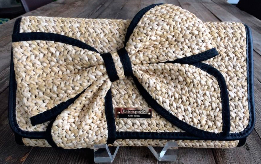 Pochette tressée d'été