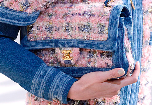 Sacs et chapeaux Chanel pour l'automne et l'hiver 2025-2026