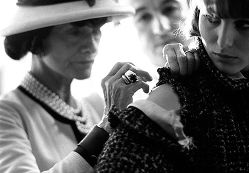 Veste en tweed des collections 2025-2026