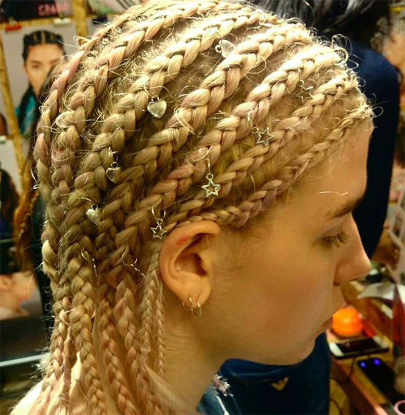 Perçage des cheveux