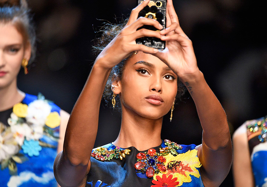 Comment faire de beaux selfies