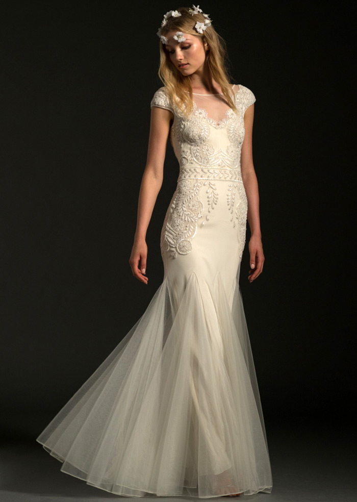 Robes de mariée romantiques avec des fleurs de Temperley London