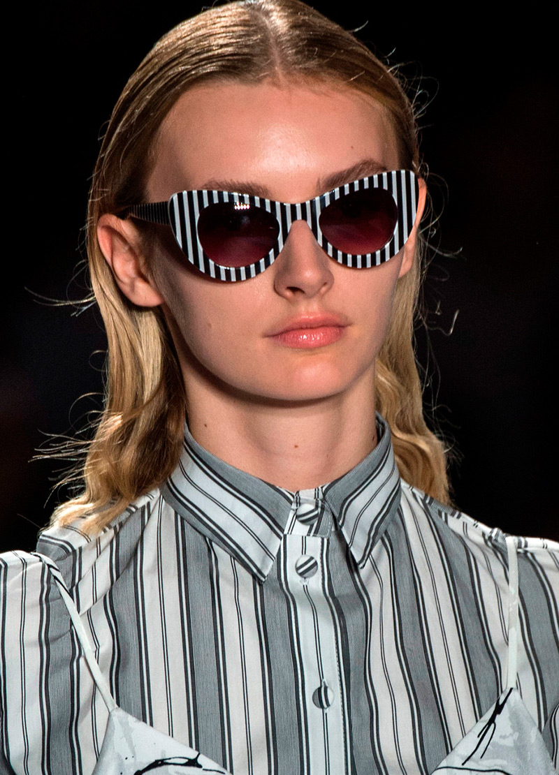 lunettes de soleil rayées 2026